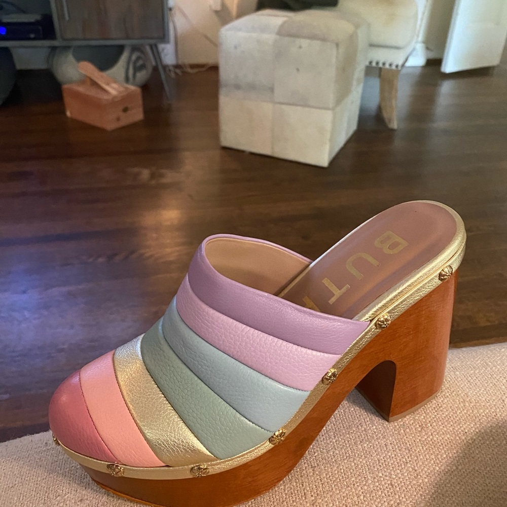 Sunshine platform clogs